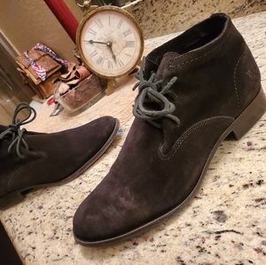 FRYE 'Carly' Premium Black Leather Chukka